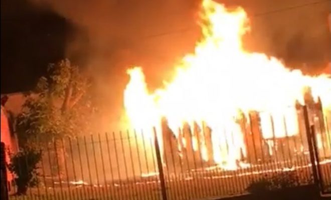 Incendio consumió por completo una vivienda por Tomás Guido
