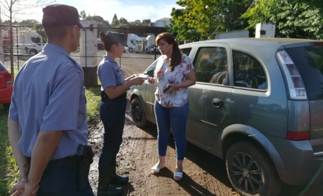 Gracias a la intervención policial, hubo acuerdo con el camionero que se había encadenado