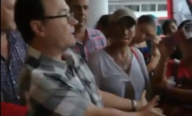Organizaciones sociales increparon al intendente de Alem (video)