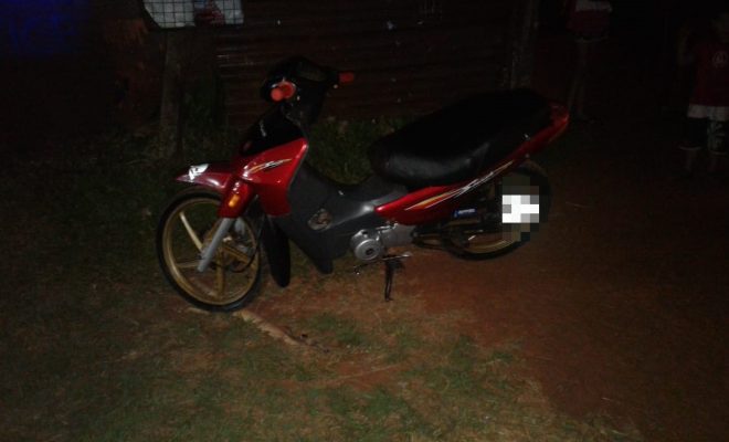 Buscó a su amante con la moto de su pareja, despistó y se agarraron en el hospital