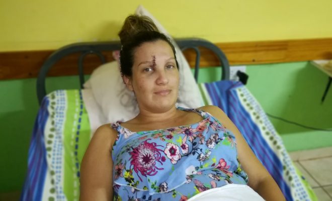 Embarazada de 7 meses terminó hospitalizada por brutal golpiza (video)