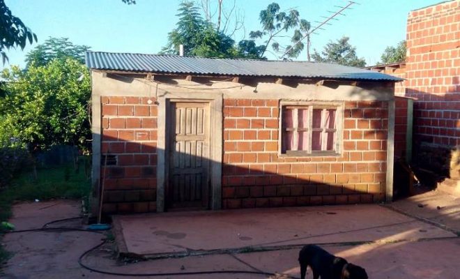 Escándalo por venta de una casa “en comodato” en el 22 viviendas