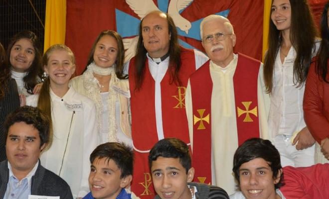 El Padre Carlos “atendió” a los políticos de turno (video),noticias de Alem,Alem Noticias,Padre Carlos,Audio,Video,